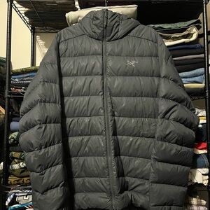 Arc'teryx Men's Hooded Puffy Jacket - Charcoal Gray